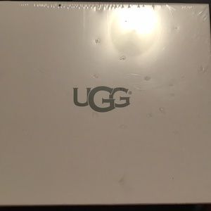 UGG sheepskin & suede care kit